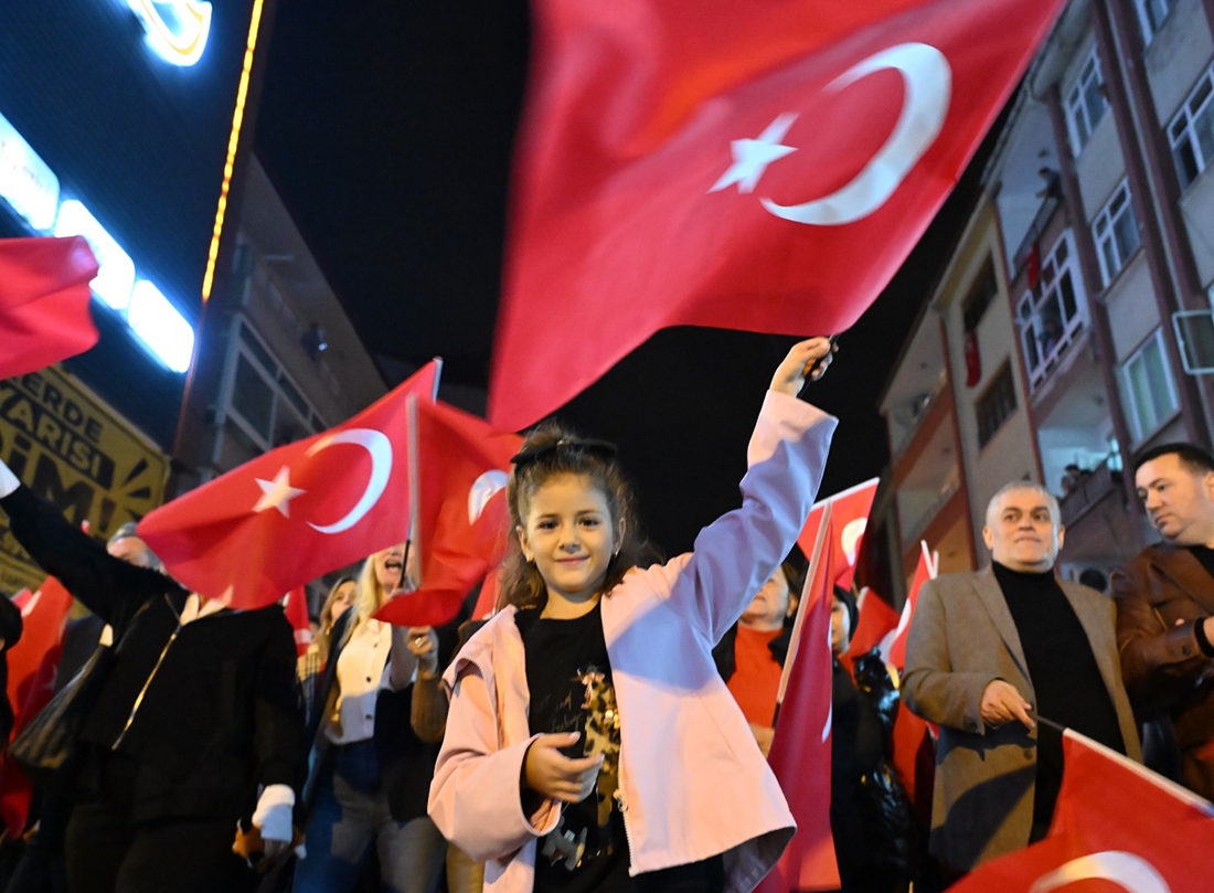 Kdz. Ereğli’de Cumhuriyet Coşkusu Sokaklara Sığmadı!