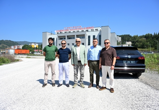 Başkan Posbıyık, Ören Mahallesi’ndeki Asfalt Çalışmalarını Yerinde İnceledi