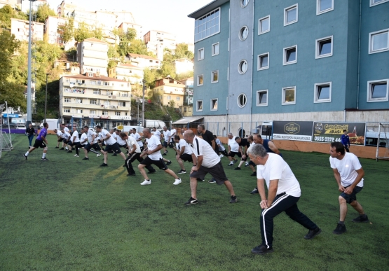 Zabıta Sahaya İndi, Spor Yapıyor