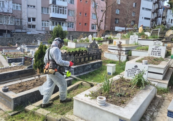 Kdz. Ereğli Şehir Mezarlığında Bayram Temizliği Yapılıyor