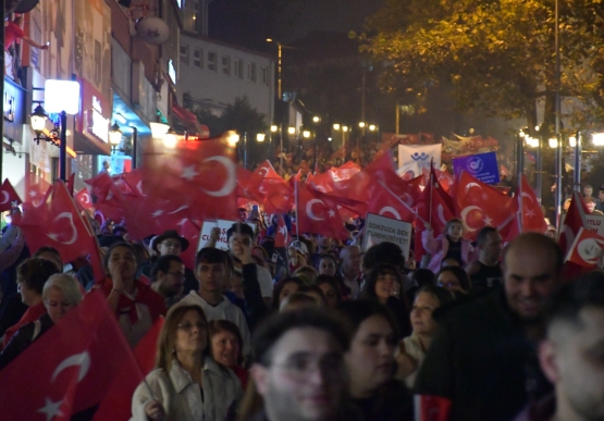 Kdz. Ereğli, Atatürk Ve Cumhuriyet İçin Yürüdü