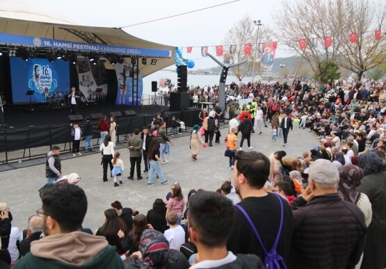 Kdz. Ereğli 16. Hamsi Festivali’nde Sürpriz Tatlar!