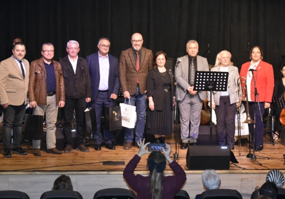 İzmit Belediyesi Kent Orkestrası Konseri Büyüledi