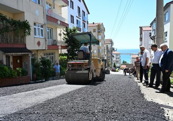 Kdz. Ereğli’de Sıcak Asfalt Çalışmaları Kesintisiz Sürüyor