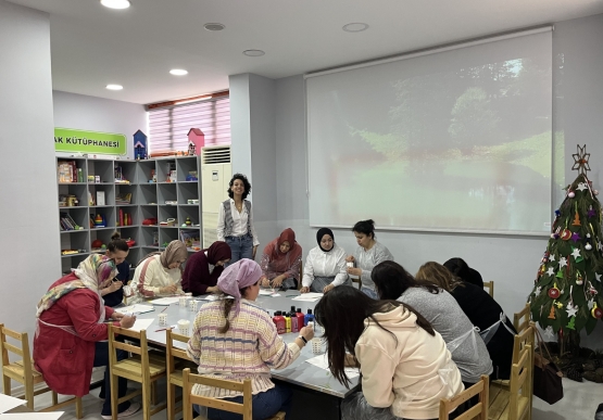 Oyuncak Müzesi Atölyesinde Kadınlar Günü Coşkuyla Kutlandı