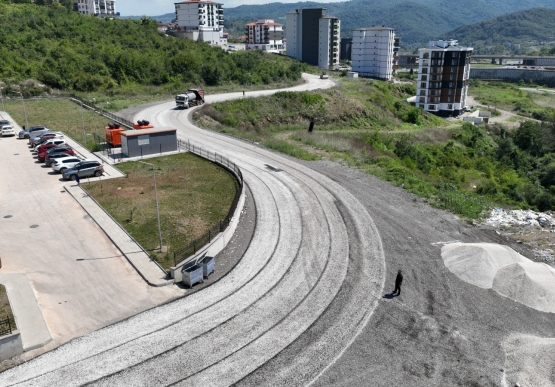 200 Bin M2 Emisyon Kaplama Asfalt Çalışmalarında İlk Etap Başladı
