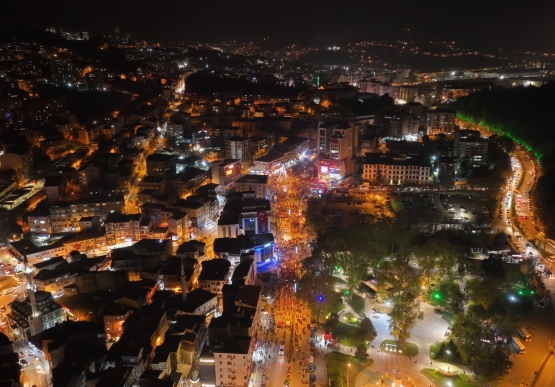 Kdz. Ereğli’de Cumhuriyet Coşkusu Sokaklara Sığmadı!