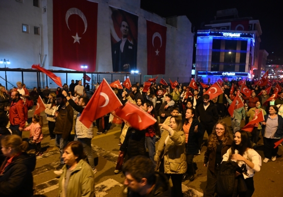 Kdz. Ereğli’de Cumhuriyet Coşkusu Sokaklara Sığmadı!