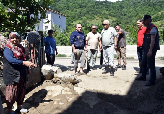 Başkan Halil Posbıyık, Sel Bölgesinde İncelemelerde Bulundu