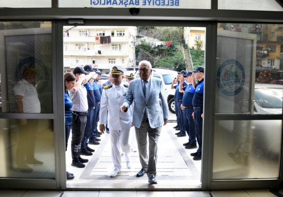 Komutan Öztürk, Başkan Posbıyık’a İade-İ Ziyarette Bulundu